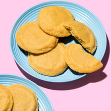 Load image into Gallery viewer, Corn Cookie Dozen Tin
